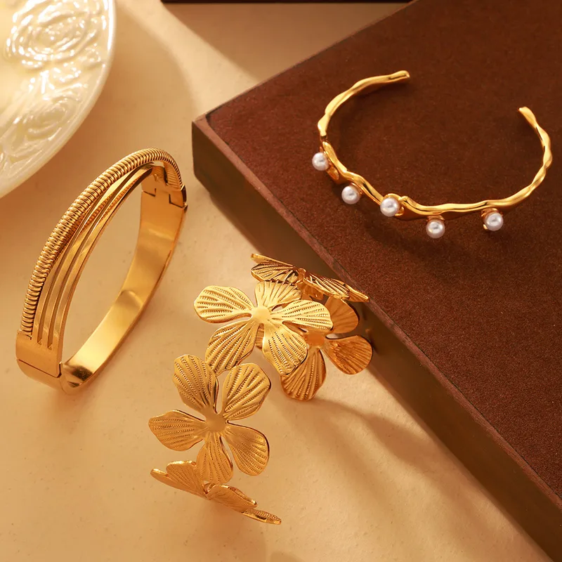 Classic Style Bracelet