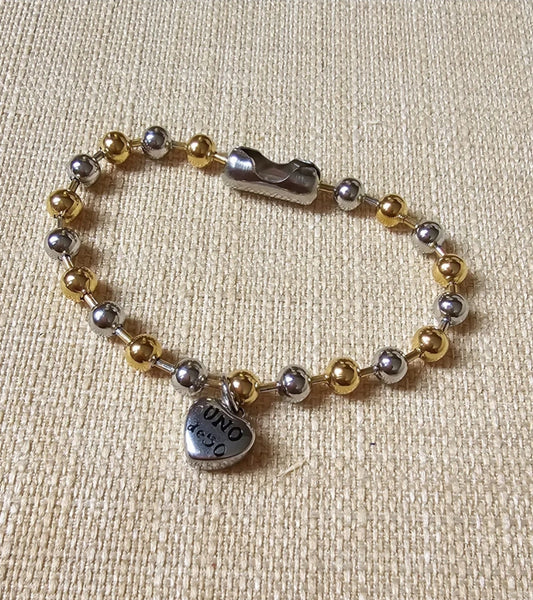 UN- Two Colors Beaded Heart Bracelet