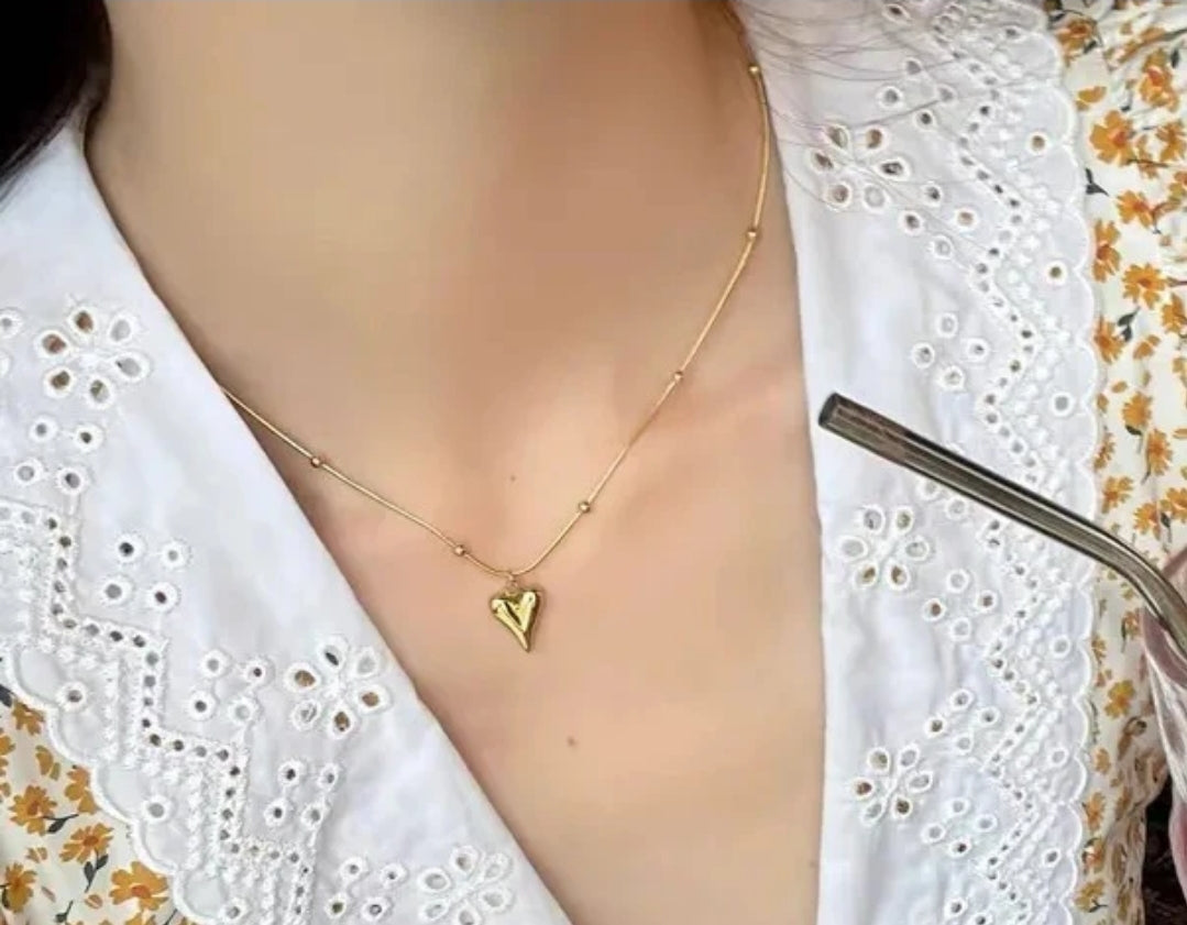 Irregular Heart Necklace